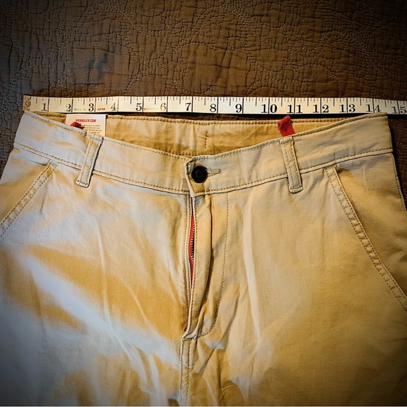 🤠 Wrangler Boys Cargo Pants- brand new WITH tags! - Picture 3 of 6